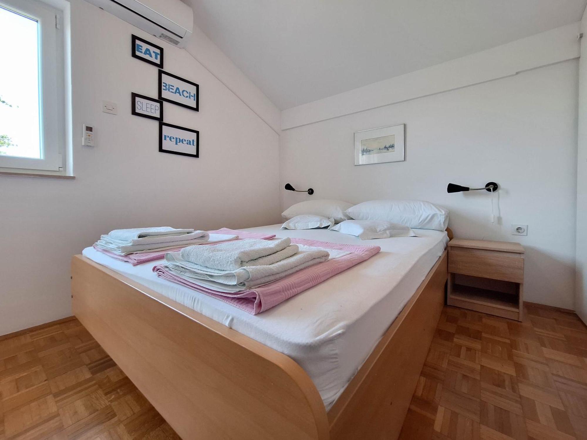 Rooms Sofija Selce Eksteriør billede
