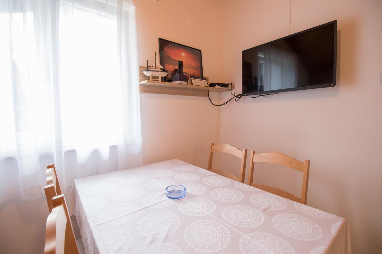 Rooms Sofija Selce Eksteriør billede